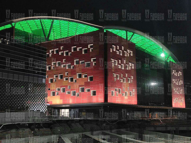 ETFE膜結(jié)構(gòu)有什么特點(diǎn)？?ETFE膜結(jié)構(gòu)可用于哪些建筑？