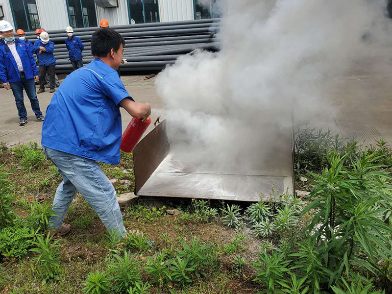 萬豪空間結(jié)構(gòu)防火防爆應(yīng)急演練活動圓滿完成 萬豪空間結(jié)構(gòu)防火防爆應(yīng)急演練活動圓滿完成