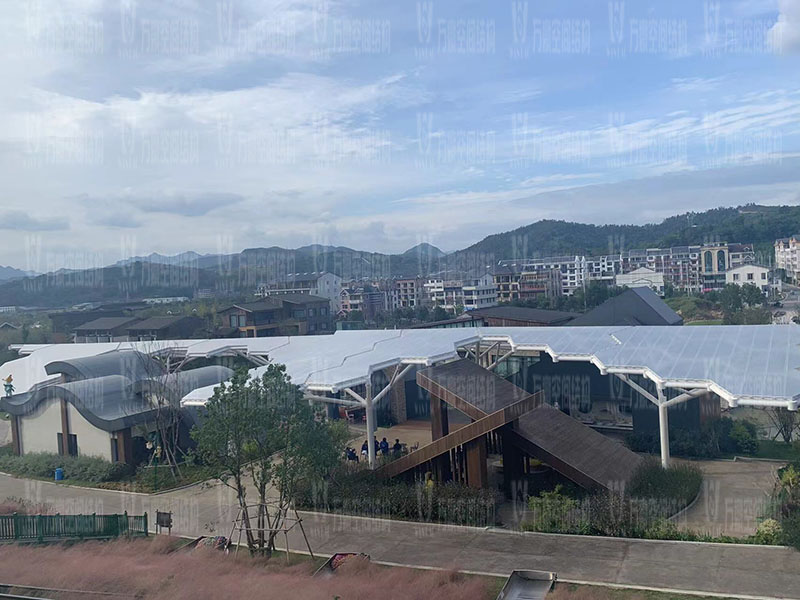 萬豪空間結(jié)構(gòu)員工到臺州大板橋ETFE氣枕天幕項目、溫州鐵定溜溜樂園ETFE天幕及PTFE景觀傘膜結(jié)構(gòu)工項目學習交流