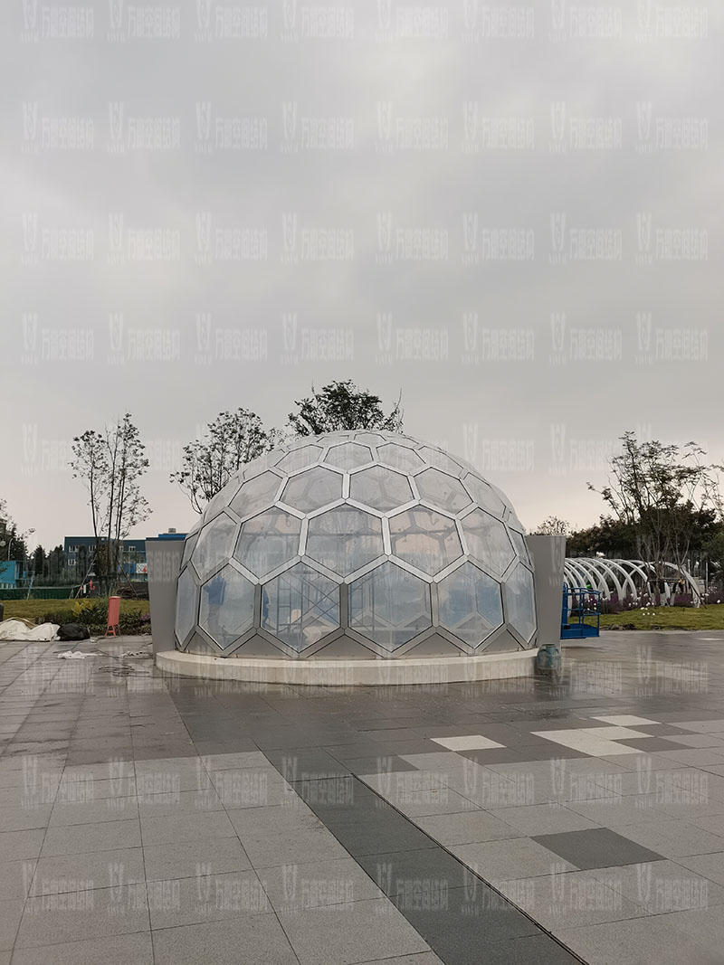 無線創(chuàng)智城市功能空間業(yè)態(tài)優(yōu)化五星集市鋼膜結構工程