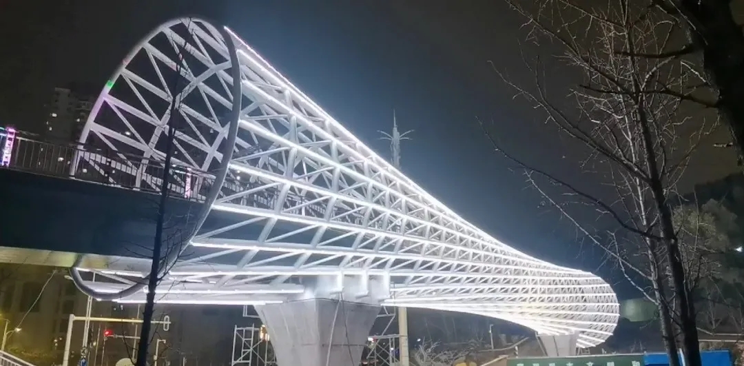 小蠻腰“倒了”嗎？