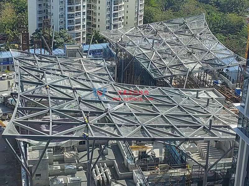 中交海南總部基地項目三標(biāo)段幕墻及欄桿工程最新施工進(jìn)度