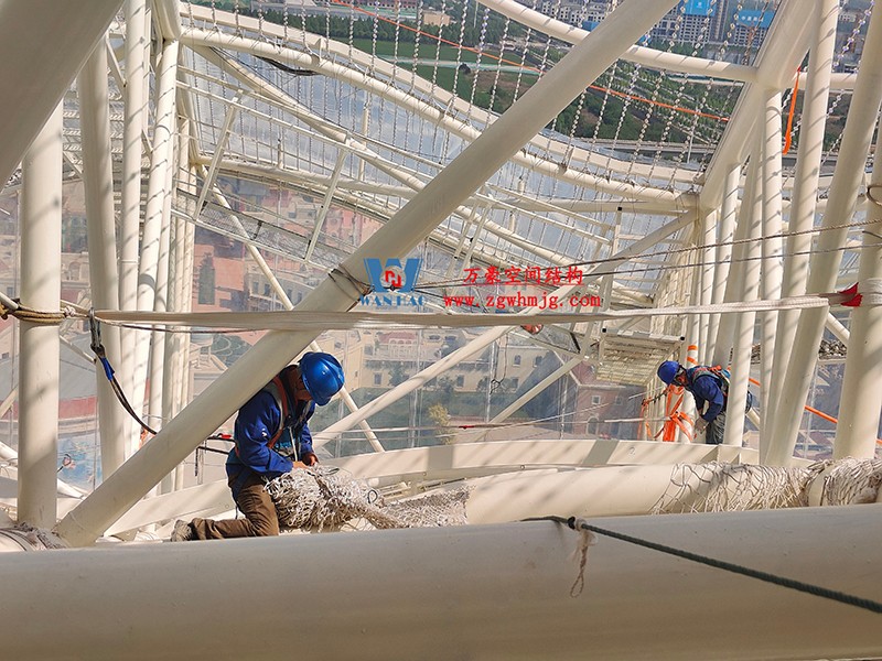 勞動最光榮，致敬一線工作者！