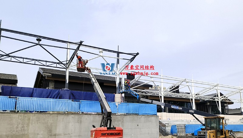 勞動最光榮，致敬一線工作者！