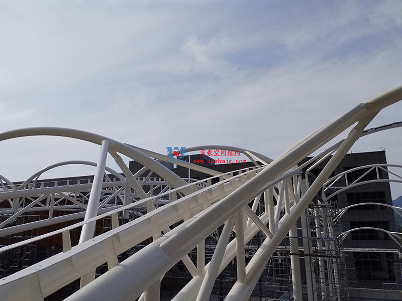 浙江真愛毯業(yè)科技有限公司廠房三屋面膜結(jié)構(gòu)工程完工大吉！