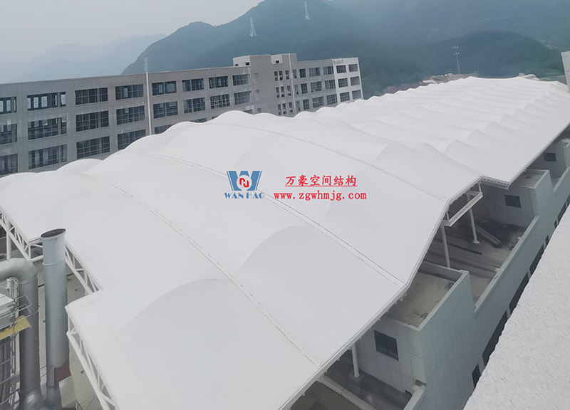 浙江真愛毯業(yè)科技有限公司廠房三屋面膜結(jié)構(gòu)工程完工大吉！