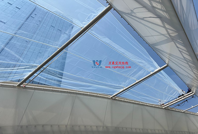 南充萬達項目ETFE膜結(jié)構(gòu)蓋頂天幕工程最新施工進度 南充萬達項目ETFE膜結(jié)構(gòu)蓋頂天幕工程最新施工進度