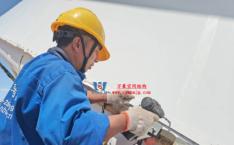 陜西定邊馬蓮灘沙漠公園鋼膜結構工程“奮力快跑”，工程“進度條”刷新了!