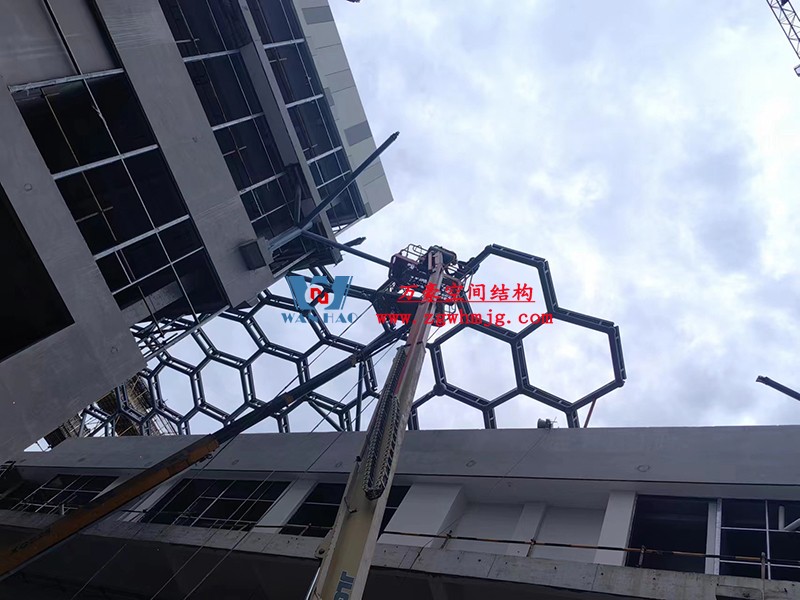 嘉興長安里ETFE氣枕鋼膜結(jié)構(gòu)頂棚工程 嘉興長安里ETFE氣枕鋼膜結(jié)構(gòu)頂棚工程