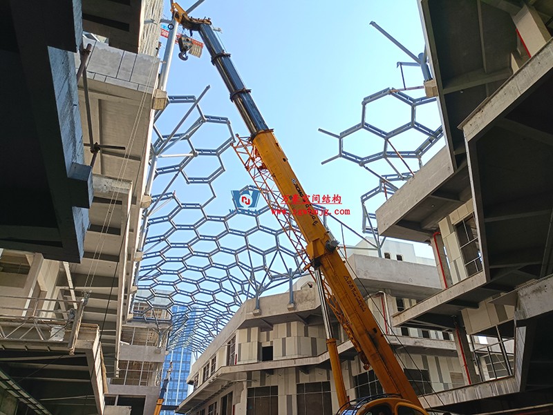 嘉興長安里ETFE氣枕鋼膜結構頂棚工程現(xiàn)場學習觀摩會 嘉興長安里ETFE氣枕鋼膜結構頂棚工程現(xiàn)場學習觀摩會