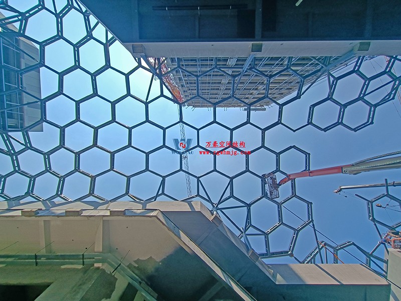 嘉興長安里ETFE氣枕鋼膜結構頂棚工程現(xiàn)場學習觀摩會 嘉興長安里ETFE氣枕鋼膜結構頂棚工程現(xiàn)場學習觀摩會