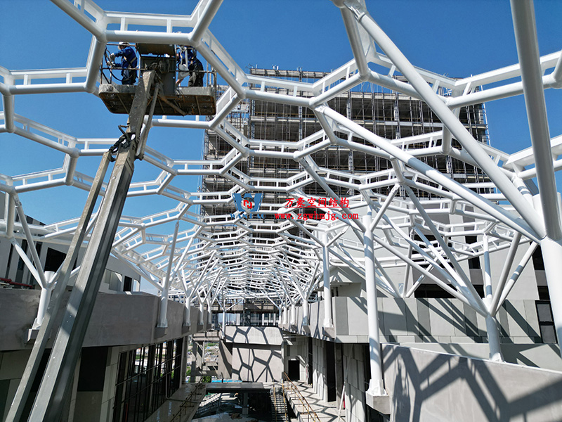 嘉興長安里ETFE氣枕鋼膜結(jié)構(gòu)頂棚工程 嘉興長安里ETFE氣枕鋼膜結(jié)構(gòu)頂棚工程