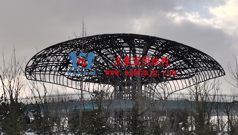 威海經(jīng)貿(mào)交流中心異型鋼結(jié)構(gòu)項目