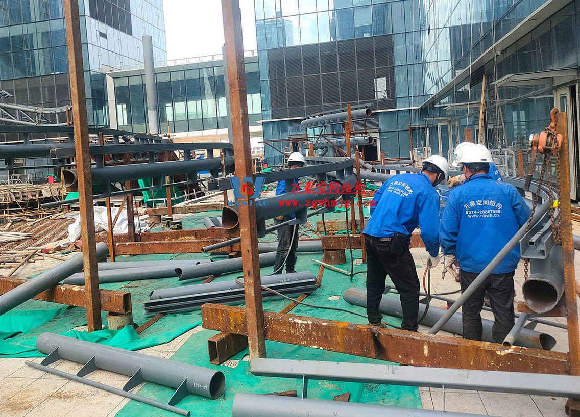 博多森谷項目中庭鋼膜結構工程 博多森谷項目中庭鋼膜結構工程