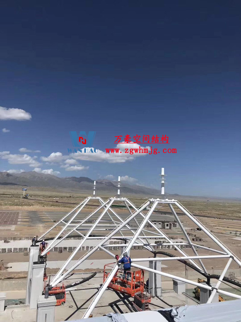 青海茶卡鹽湖天空之境集散中心鋼膜結(jié)構項目