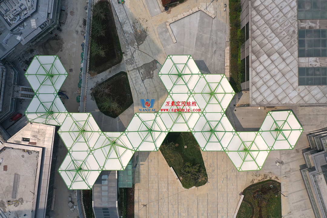 膜結(jié)構(gòu)遮陽雨棚受歡迎的主要原因是什么？