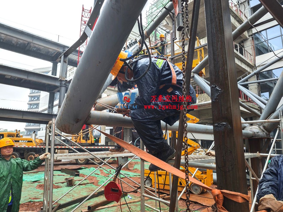 萬豪2023第11標(biāo)-海南醫(yī)學(xué)院第一附屬醫(yī)院江東新院區(qū)膜結(jié)構(gòu)工程 萬豪2023第11標(biāo)-海南醫(yī)學(xué)院第一附屬醫(yī)院江東新院區(qū)膜結(jié)構(gòu)工程