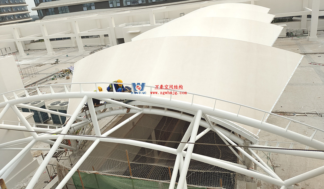 工程進(jìn)度全速推進(jìn)，PTFE膜材張拉在即！