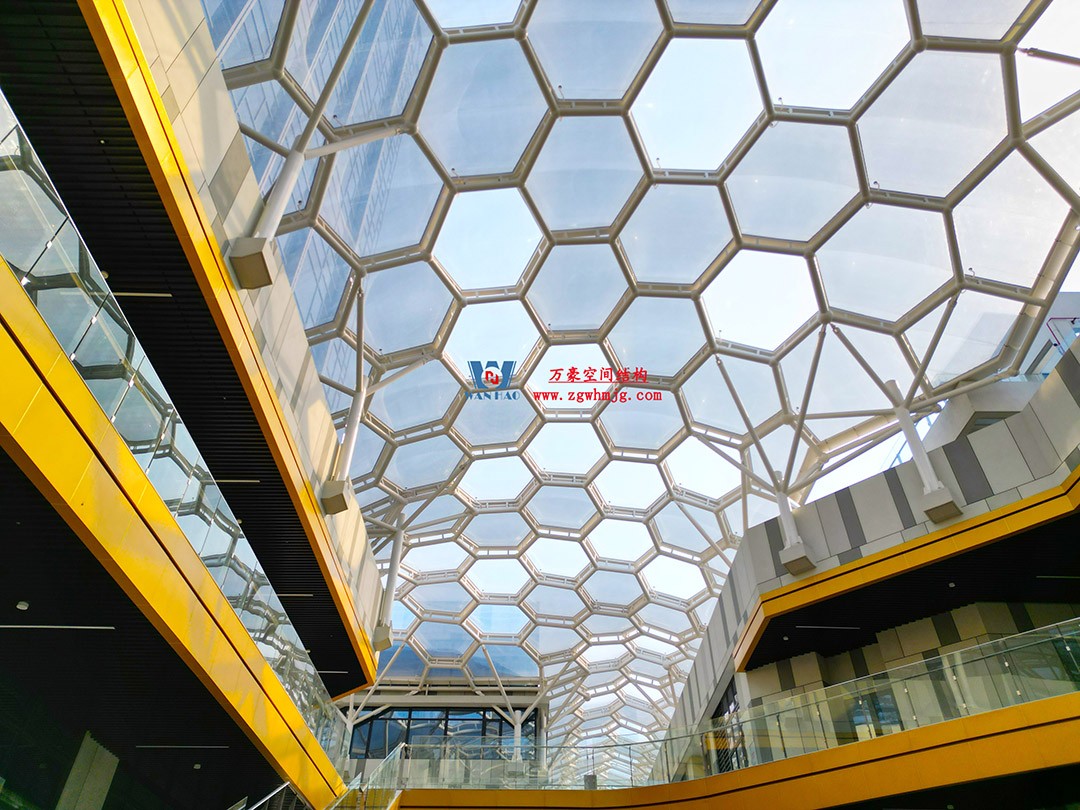 已完工，這個(gè)ETFE氣枕商業(yè)天幕閃亮登場(chǎng)！