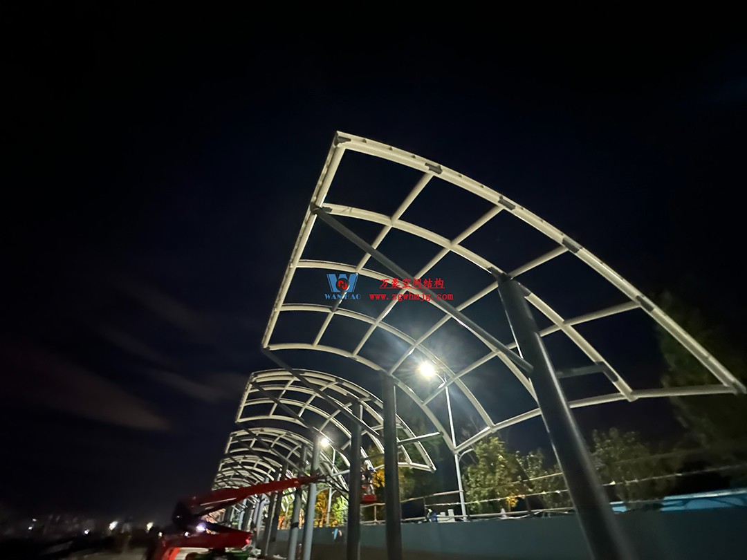 全面加速建設(shè)，創(chuàng)建優(yōu)質(zhì)精品工程