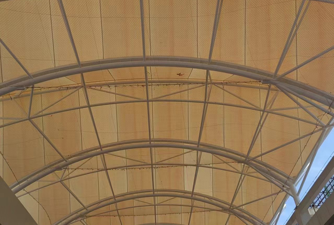 超強(qiáng)臺(tái)風(fēng)"摩羯"狂嘯登陸，這個(gè)膜結(jié)構(gòu)天幕經(jīng)受?chē)?yán)峻考驗(yàn)！