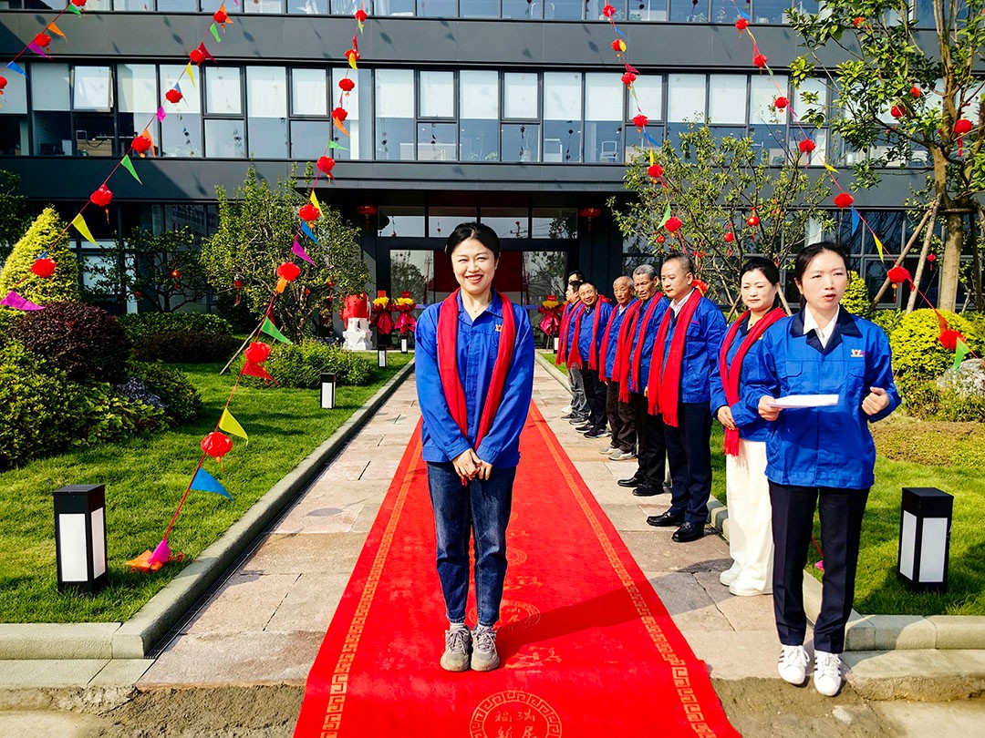 萬(wàn)豪集團(tuán)|喜迎喬遷，盛啟新章！