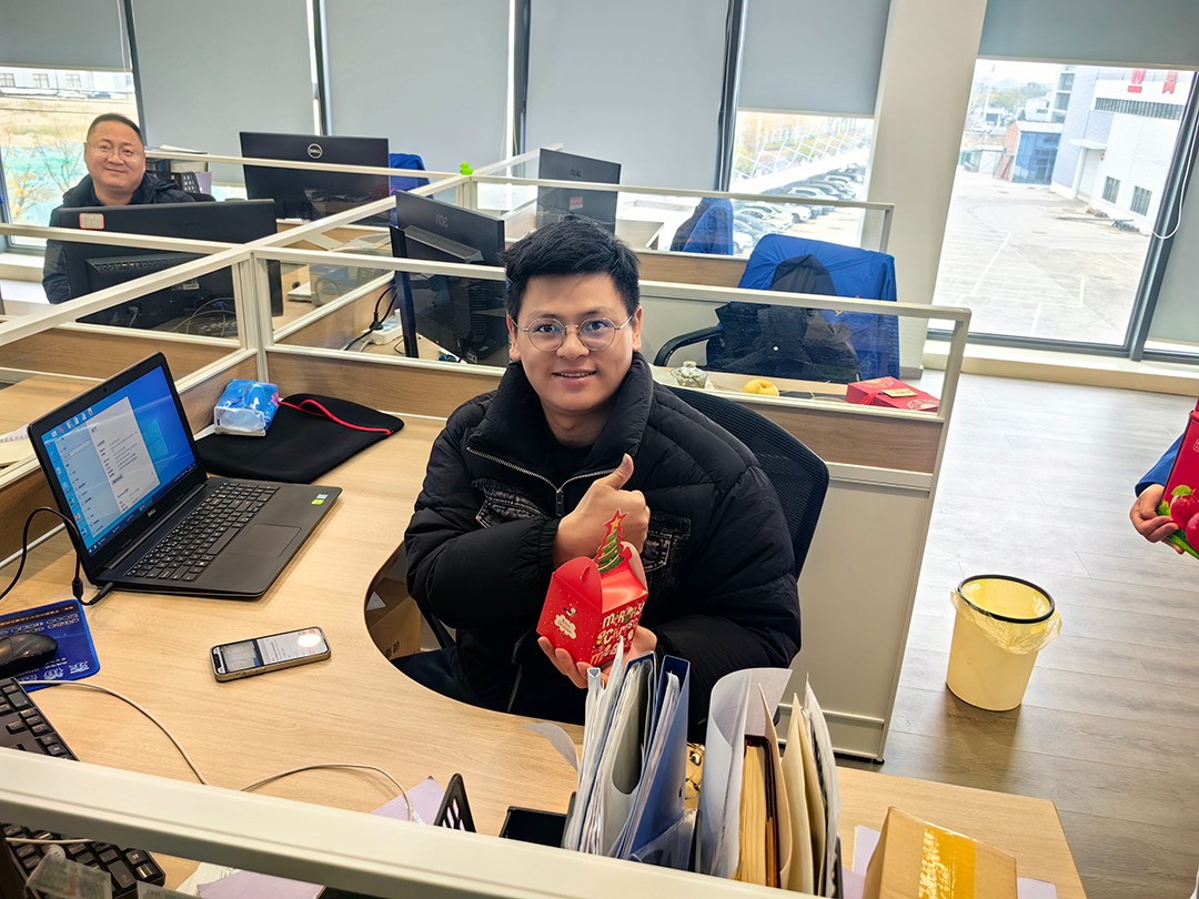 關(guān)愛員工，愛在萬豪|暖心平安夜，傳遞“蘋”安幸福