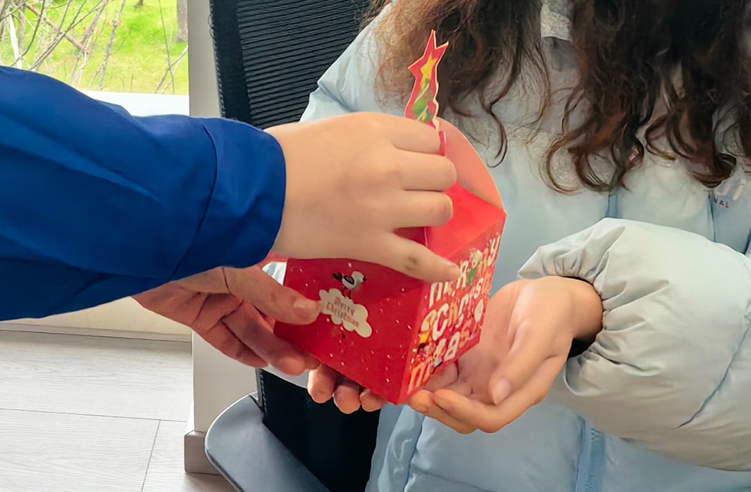 關(guān)愛員工，愛在萬豪|暖心平安夜，傳遞“蘋”安幸福