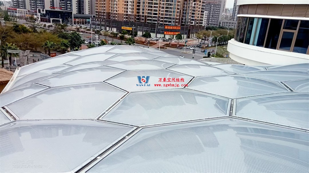 茂名總匯天街ETFE氣枕商業(yè)天幕，打造光影藝術“場景”
