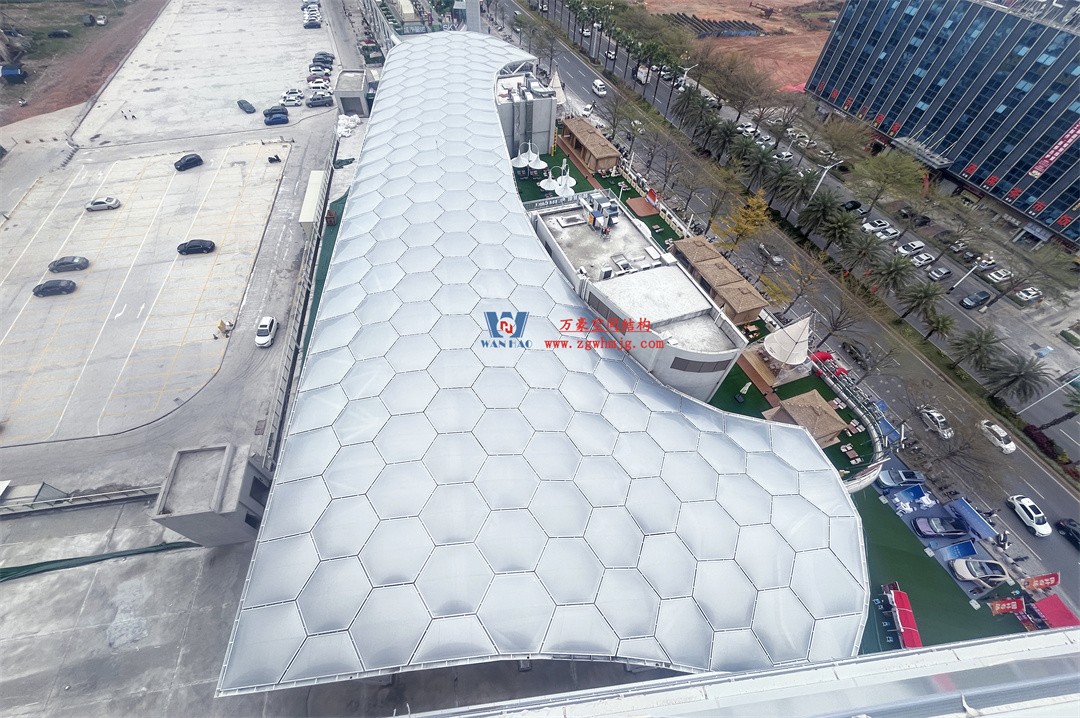 茂名總匯天街ETFE氣枕商業(yè)天幕，打造光影藝術“場景”