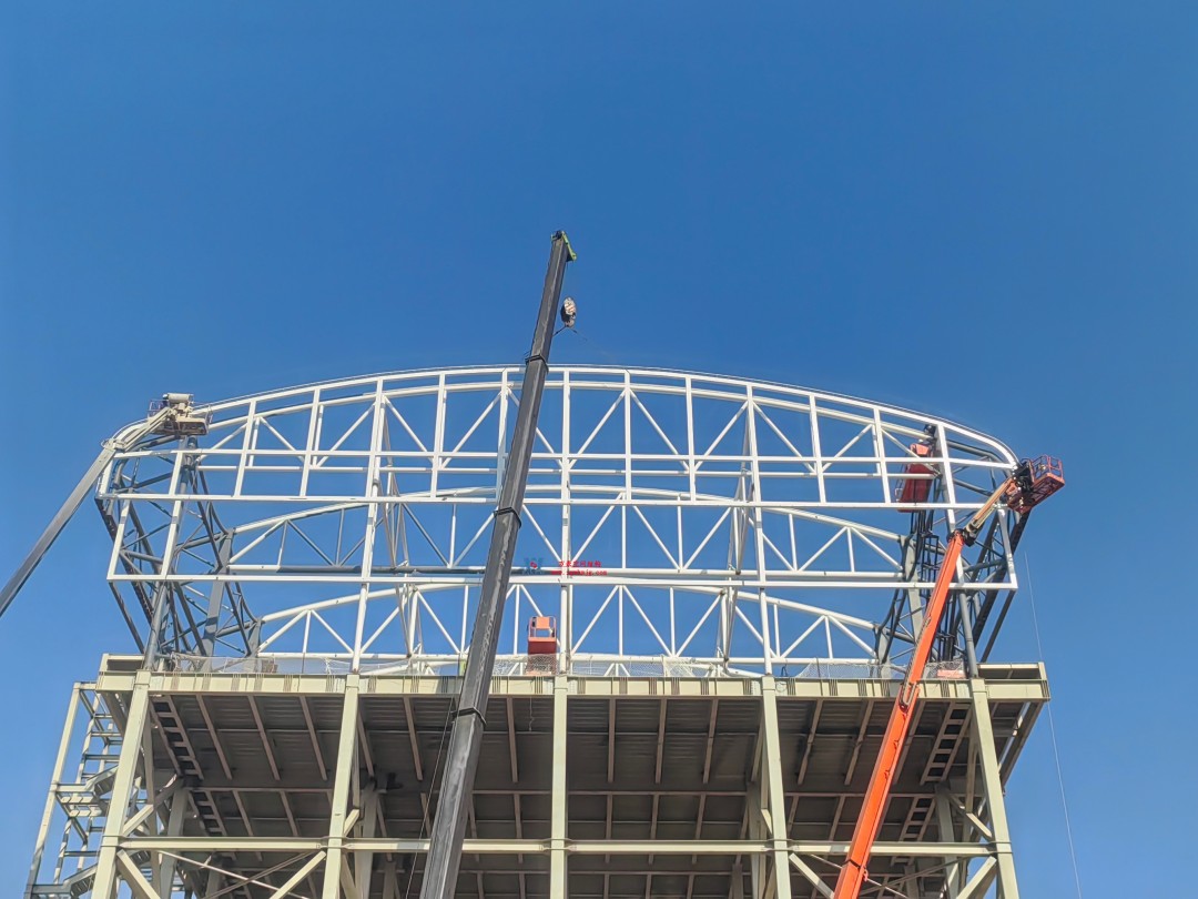 馭風逐沙，織就賽道美學——比亞迪紹興嵊州賽車場干拔沙坡觀景平臺鋼膜結(jié)構(gòu)