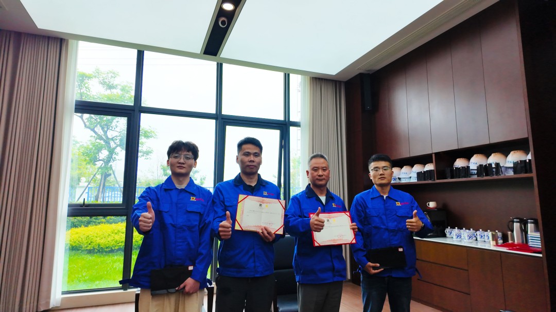 浙江萬豪空間結(jié)構(gòu)集團(tuán)有限公司隆重舉行“匠心傳承·共筑未來”師徒大會！