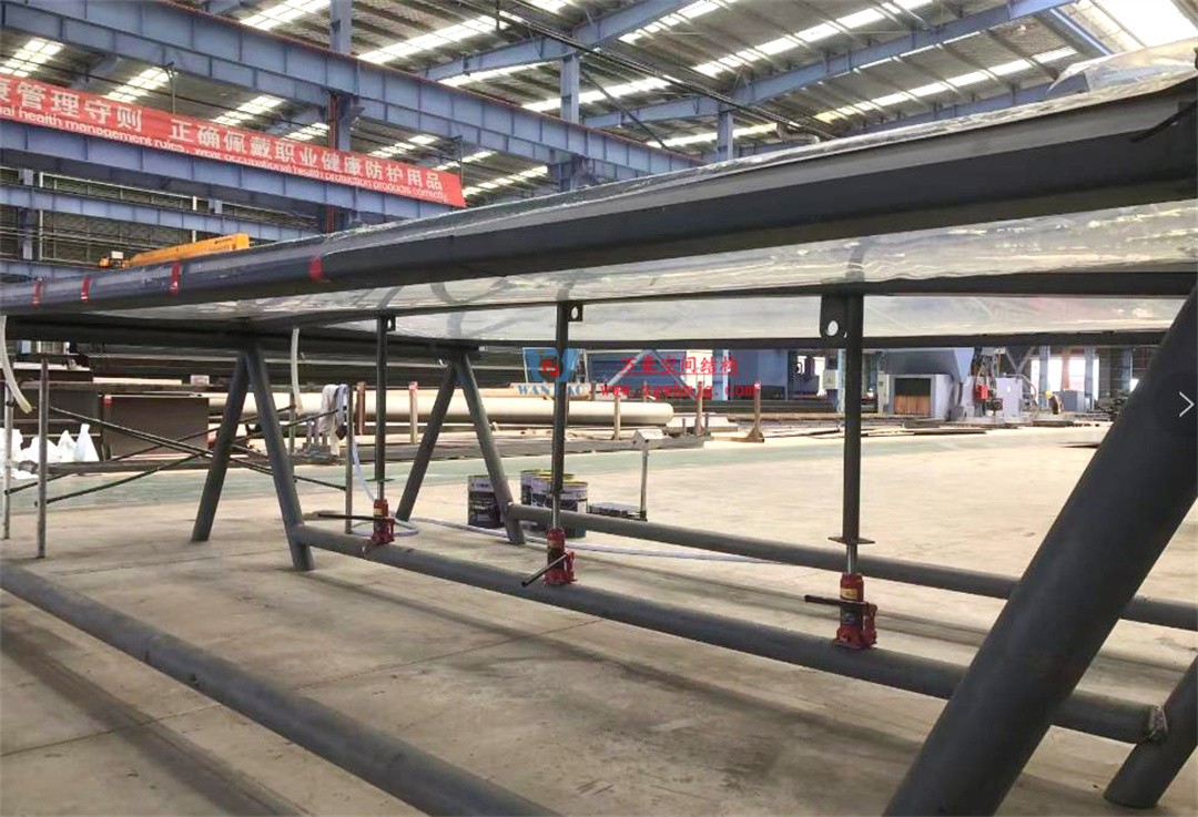 科技賦能品質(zhì)工程 | 萬豪集團攜手浙大團隊圓滿完成無錫奧體中心膜結(jié)構(gòu)排水試驗驗收