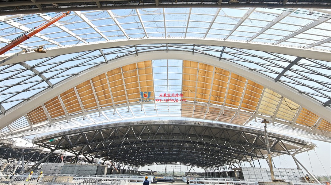 千帆競(jìng)發(fā)勢(shì)如虹｜中原國(guó)際會(huì)展中心膜結(jié)構(gòu)天幕攻堅(jiān)實(shí)錄，擎起中原會(huì)展新地標(biāo)！