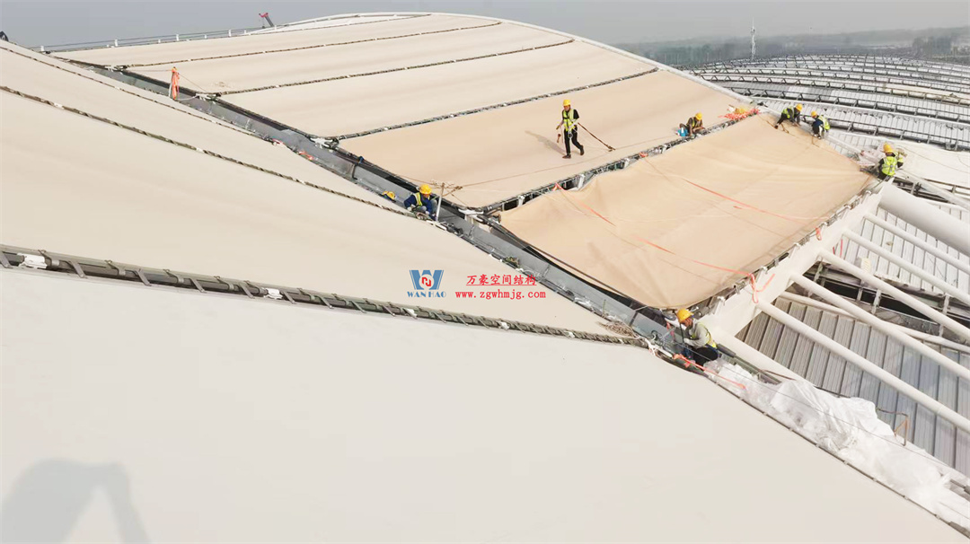 千帆競(jìng)發(fā)勢(shì)如虹｜中原國(guó)際會(huì)展中心膜結(jié)構(gòu)天幕攻堅(jiān)實(shí)錄，擎起中原會(huì)展新地標(biāo)！