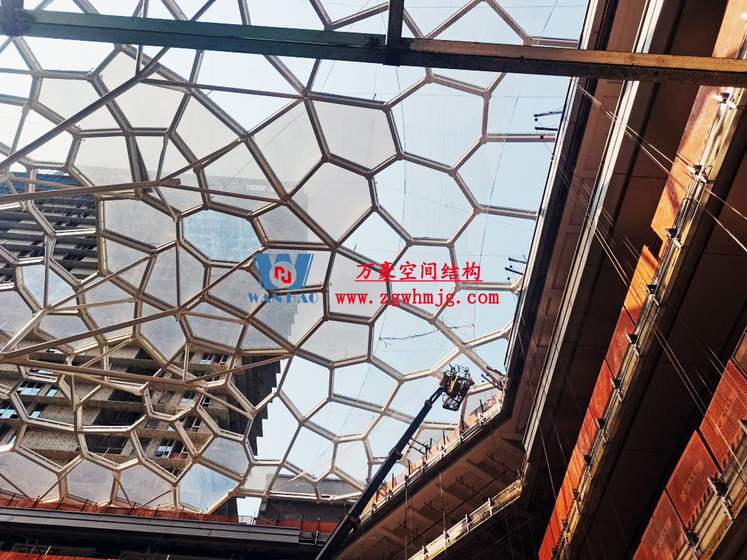 安吉縣昌碩小區(qū)地塊房產(chǎn)開(kāi)發(fā)項(xiàng)目ETFE天幕