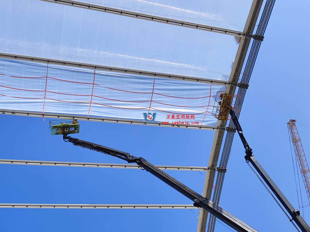 太湖之畔，華燈初上|無錫奧體中心施工加速