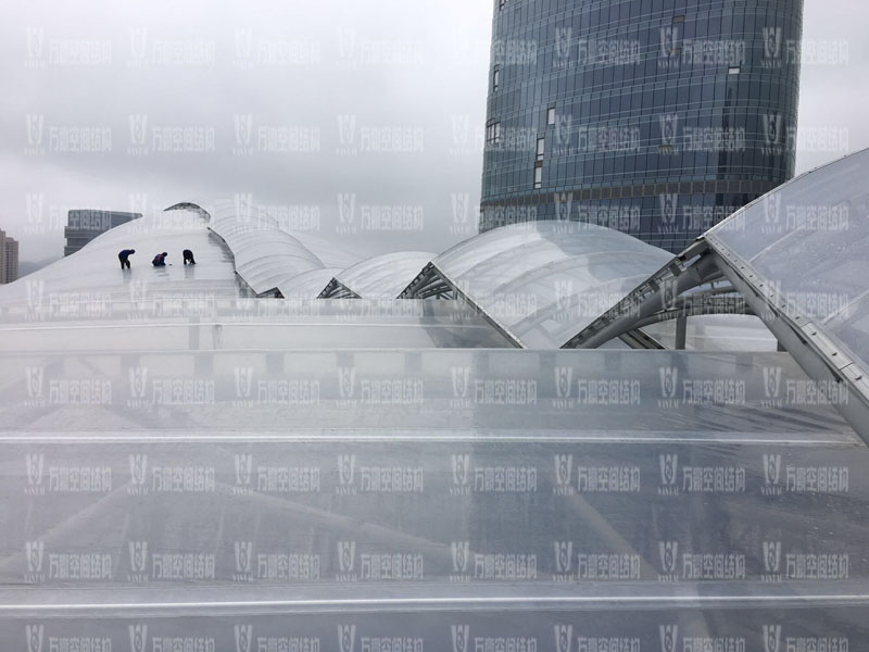 ETFE膜結(jié)構(gòu)膜材幾層最好？鍍點ETFE膜結(jié)構(gòu)好用嗎？