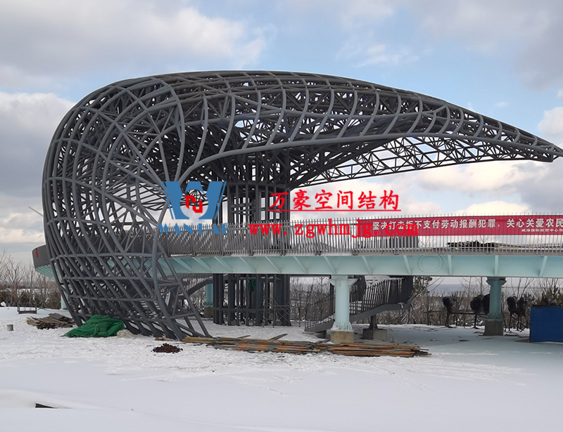 什么是異形鋼結(jié)構(gòu)？復(fù)雜空間異形鋼結(jié)構(gòu)該如何選擇廠家？