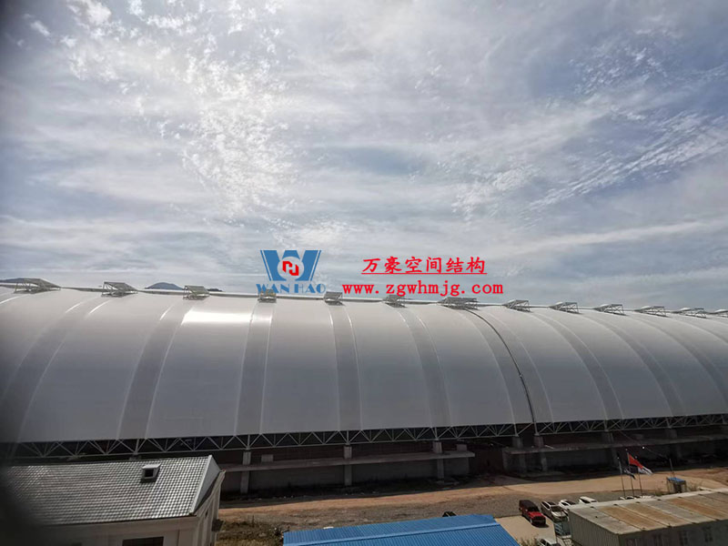 四川高興煤炭儲備基地建設(shè)項(xiàng)目火熱施工中