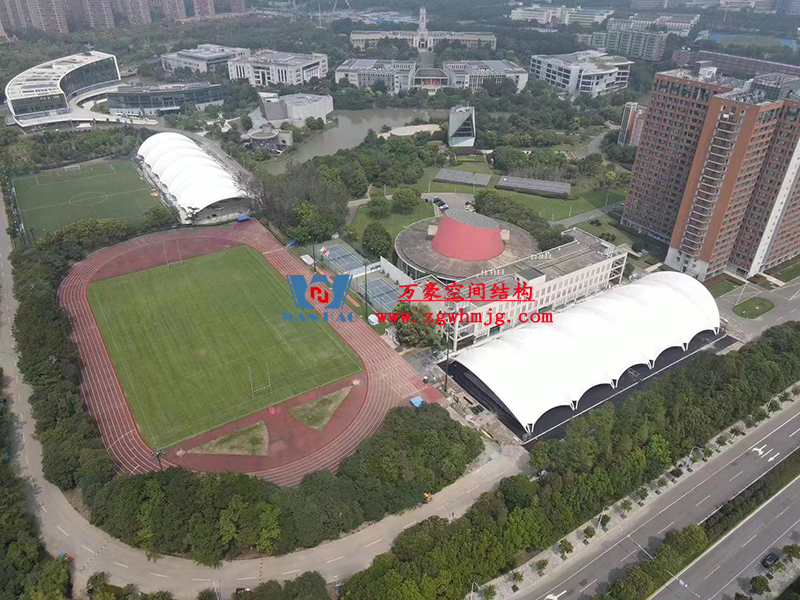 寧波諾丁漢大學(xué)室外運(yùn)動場地改擴(kuò)建項(xiàng)目膜結(jié)構(gòu)工程完工
