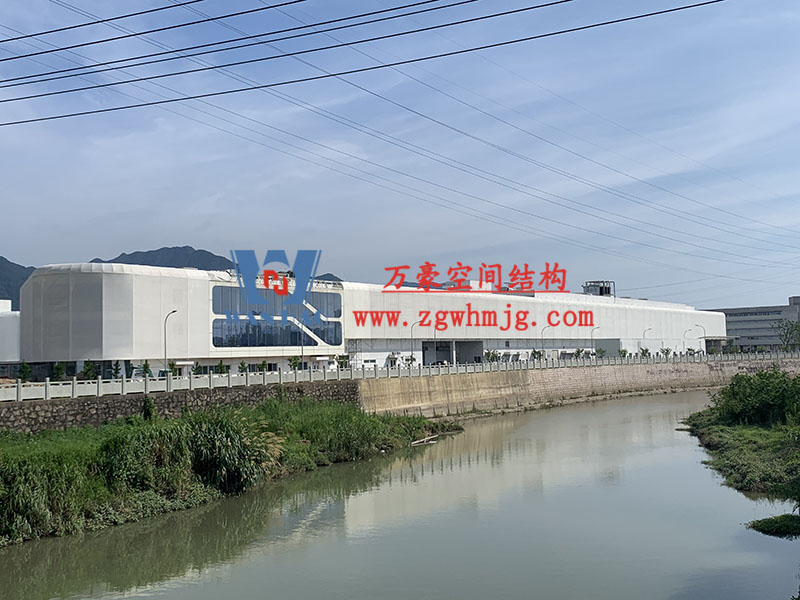 為什么體育場屋面都選用PTFE膜結(jié)構(gòu)？PTFE膜結(jié)構(gòu)體育場有什么特點優(yōu)勢？