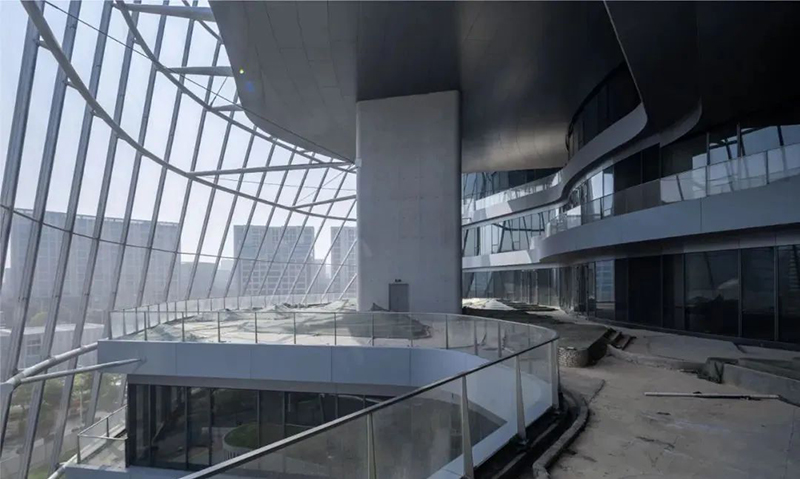 一座有骨骼、有皮膚的建筑