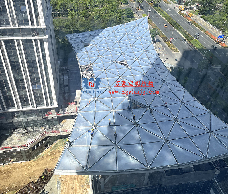 縱使烈日炎炎，腳步從未止歇！海南這個(gè)ETFE氣枕膜項(xiàng)目施工進(jìn)度有最新消息