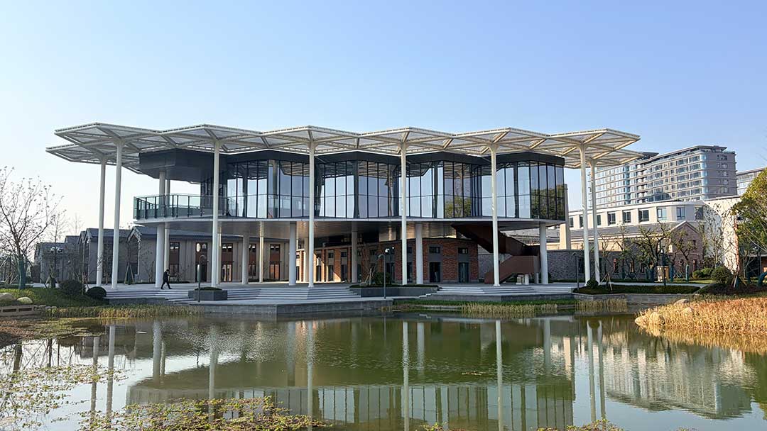 ETFE膜結(jié)構(gòu)倒傘核心優(yōu)勢在哪里？