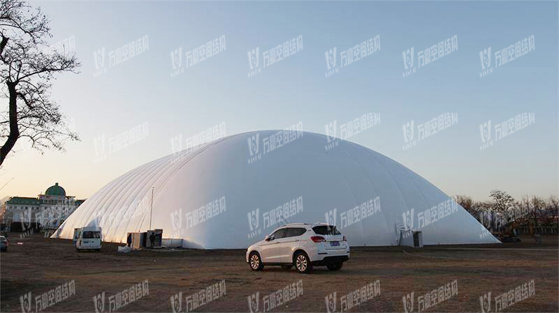 膜結(jié)構(gòu)工程建筑加工安裝時(shí)有哪些規(guī)范事項(xiàng)需要注意？